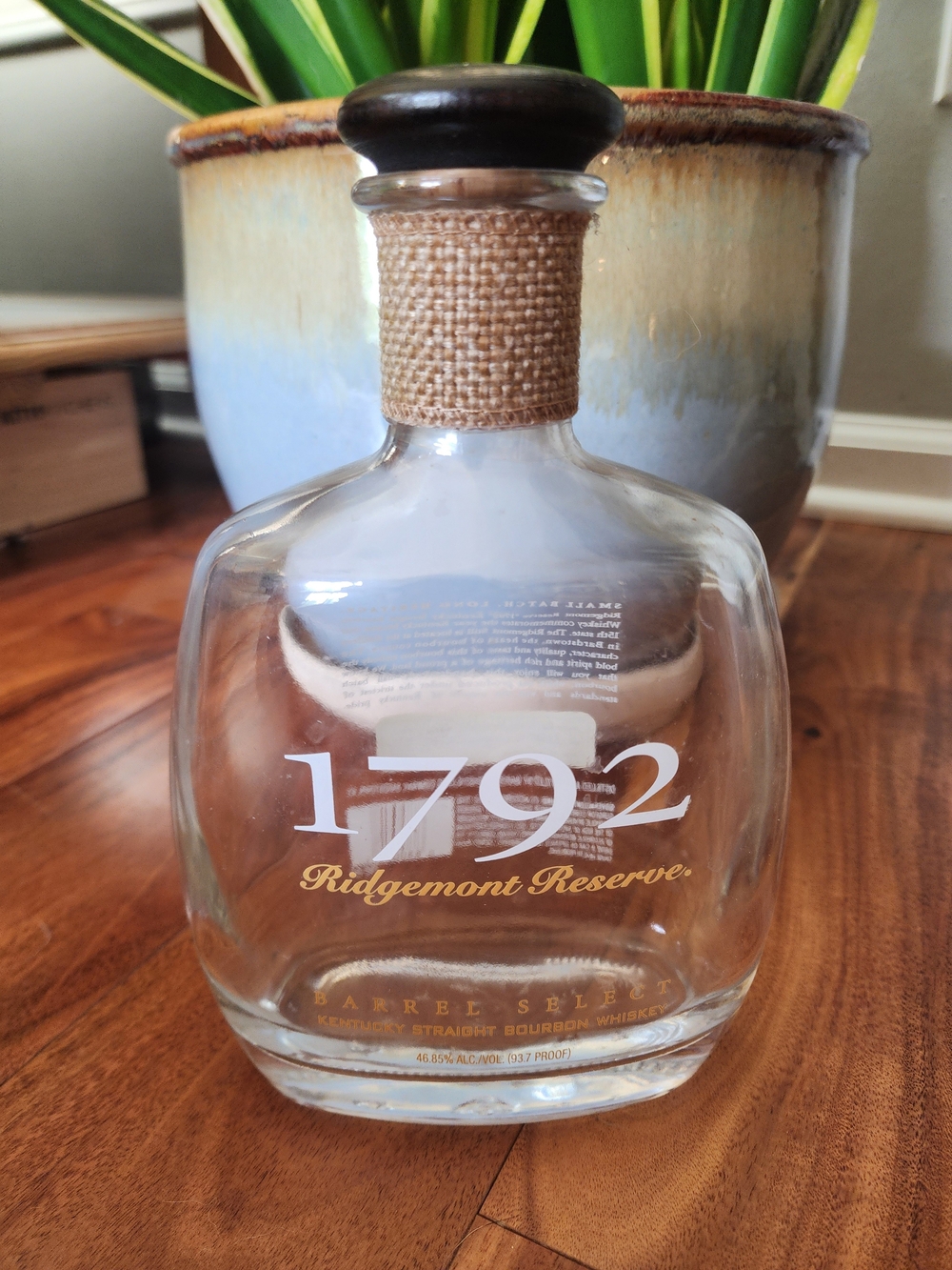 1792 Ridgemont Reserve Whiskey Decanter - Clear Glass with Natural Burlap Neck